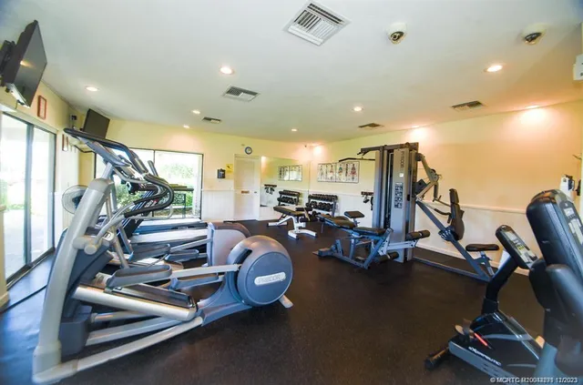 $4,500 | 9900 South Ocean Drive, Unit 810, Jensen Beach, FL 34957