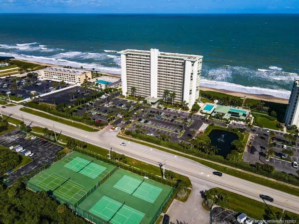 $3,500 | 9900 South Ocean Drive, Unit 810, Jensen Beach, FL 34957