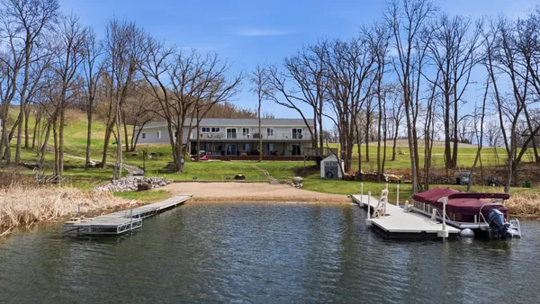 $925,000 | 15346 Blackhawk Road, Lake Park, MN 56554