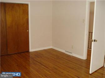 99 Centennial Road Warminster, PA 18974 - Photo 3 of 6