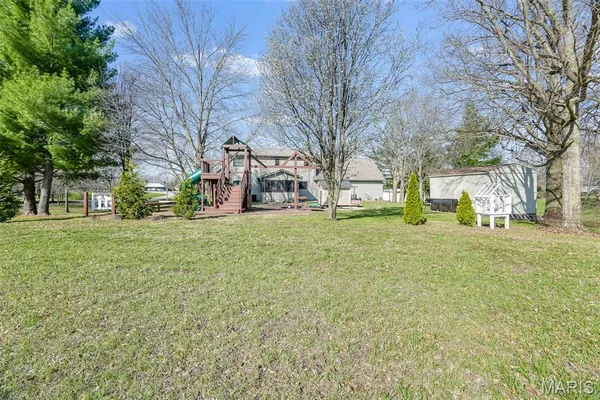 $300,000 | 514 North West Street, Raymond, IL 62560