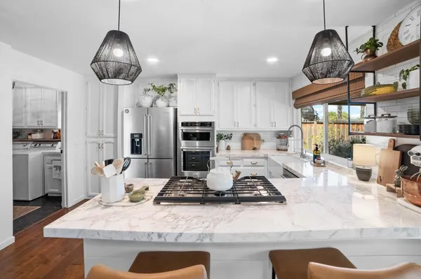 $425,000 | 6301 North Palm Avenue, Fresno, CA 93704