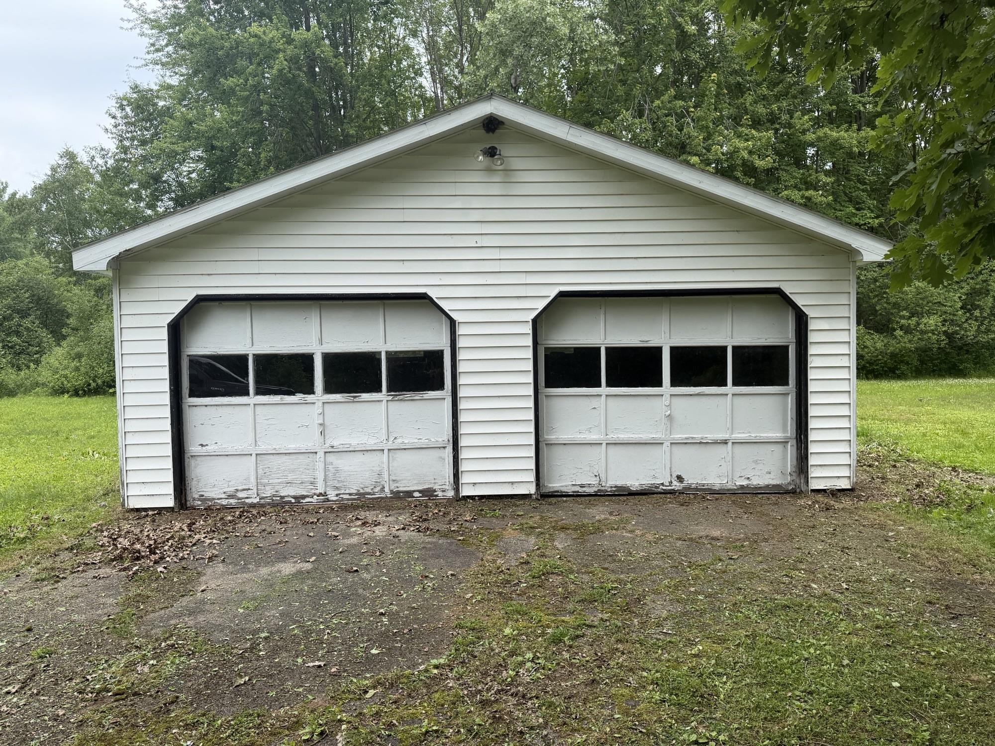 4428 Old 41 Road Oconto, WI 54153 - Photo 6 of 17