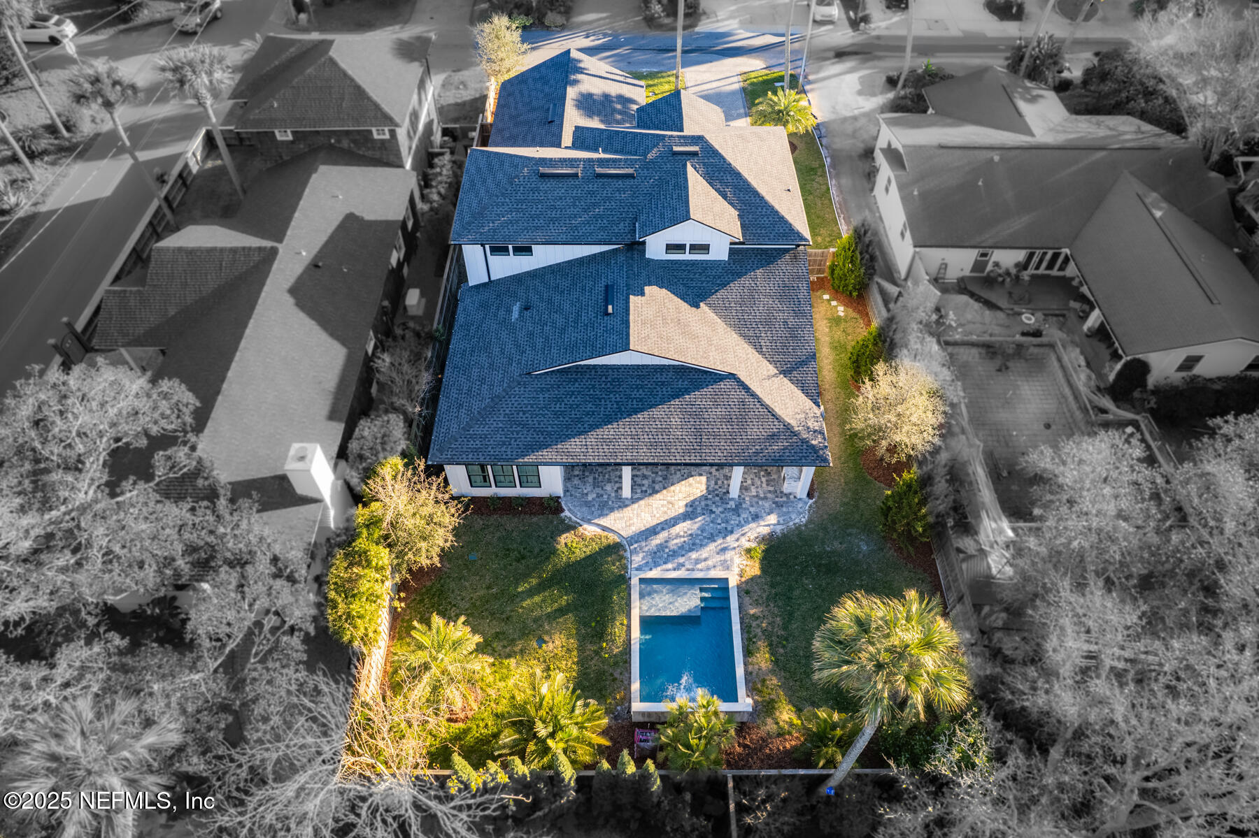 307 4th Street Atlantic Beach, FL 32233 - Photo 7 of 80 307 Fourth St Exteriors-10