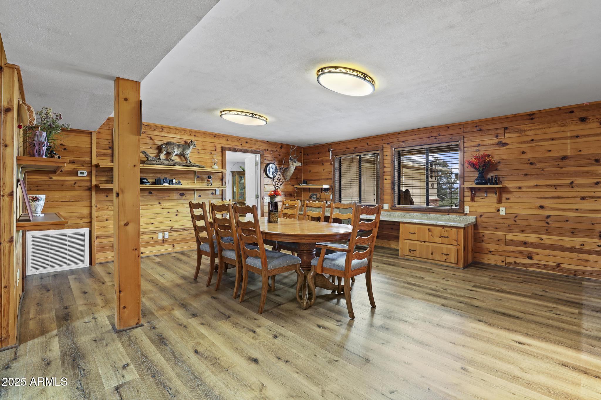 804 East Phoenix Street Payson, AZ 85541 - Photo 32 of 56 Downstairs Eating Area