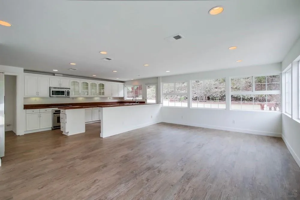 2459 Ardath Road La Jolla, CA 92037 - Photo 7 of 18 Gallery Image 7