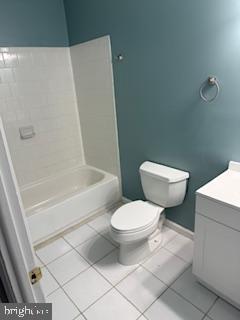 41 Fleming Street Newark, DE 19713 - Photo 12 of 13 a white toilet sitting next to a bath tub