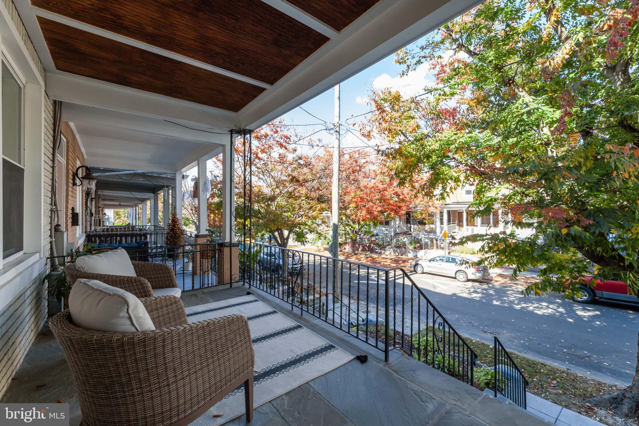 810 Decatur Street Northwest Washington, DC 20011 - Photo 6 of 58