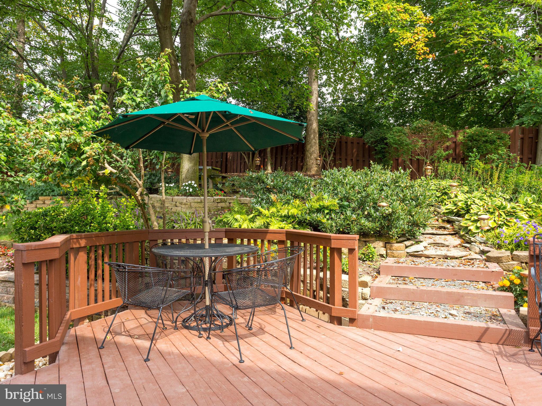 9212 Mac Swain Place Springfield, VA 22153 - Photo 28 of 30 Back yard is an oasis