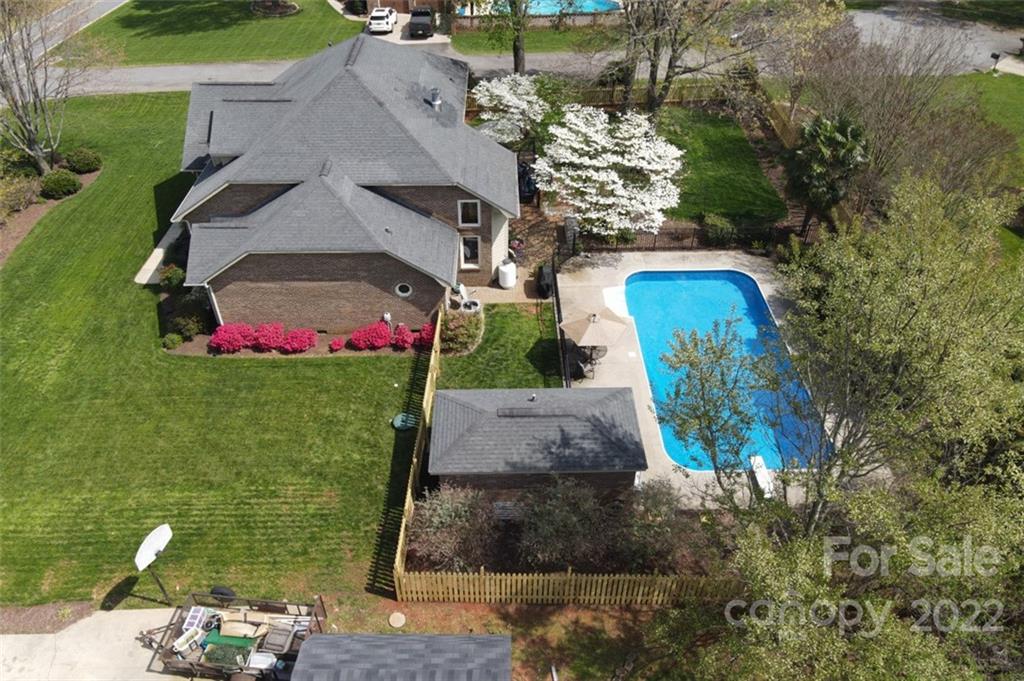 8438 Fairfield Forest Road Denver, NC 28037 - Photo 5 of 34 an aerial view of a house