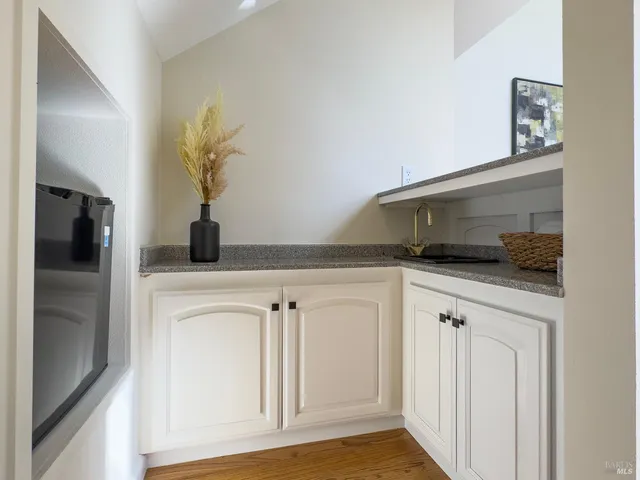 $2,999,998 | 22033 Bonness Road, Sonoma, CA 95476