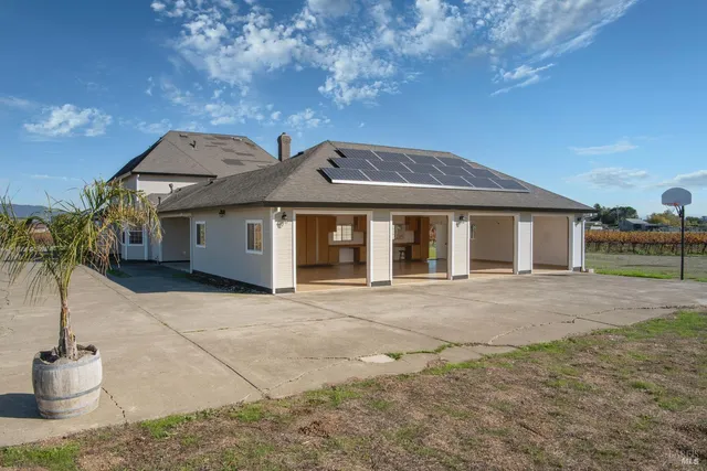$2,999,998 | 22033 Bonness Road, Sonoma, CA 95476