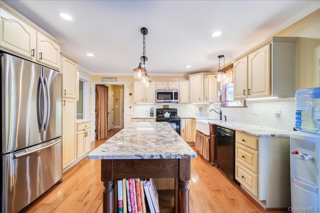 124 Rutsonville Road Wallkill, NY 12589 - Photo 17 of 49