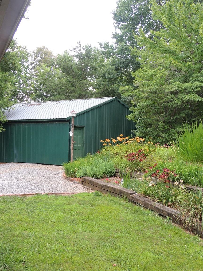 119 Dye Road Madisonville, TN 37354 - Photo 21 of 38 GARAGE/WORKSHOP
