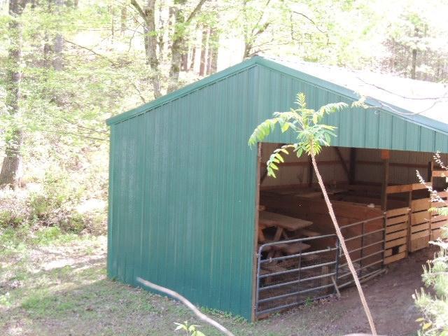 119 Dye Road Madisonville, TN 37354 - Photo 35 of 38 BARN