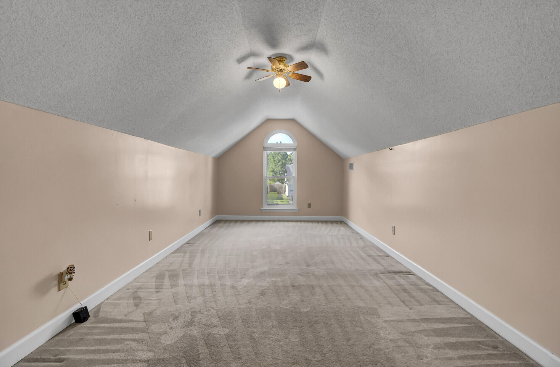 302 Lancaster Road Summerville, SC 29485 - Photo 21 of 32 Bonus Room