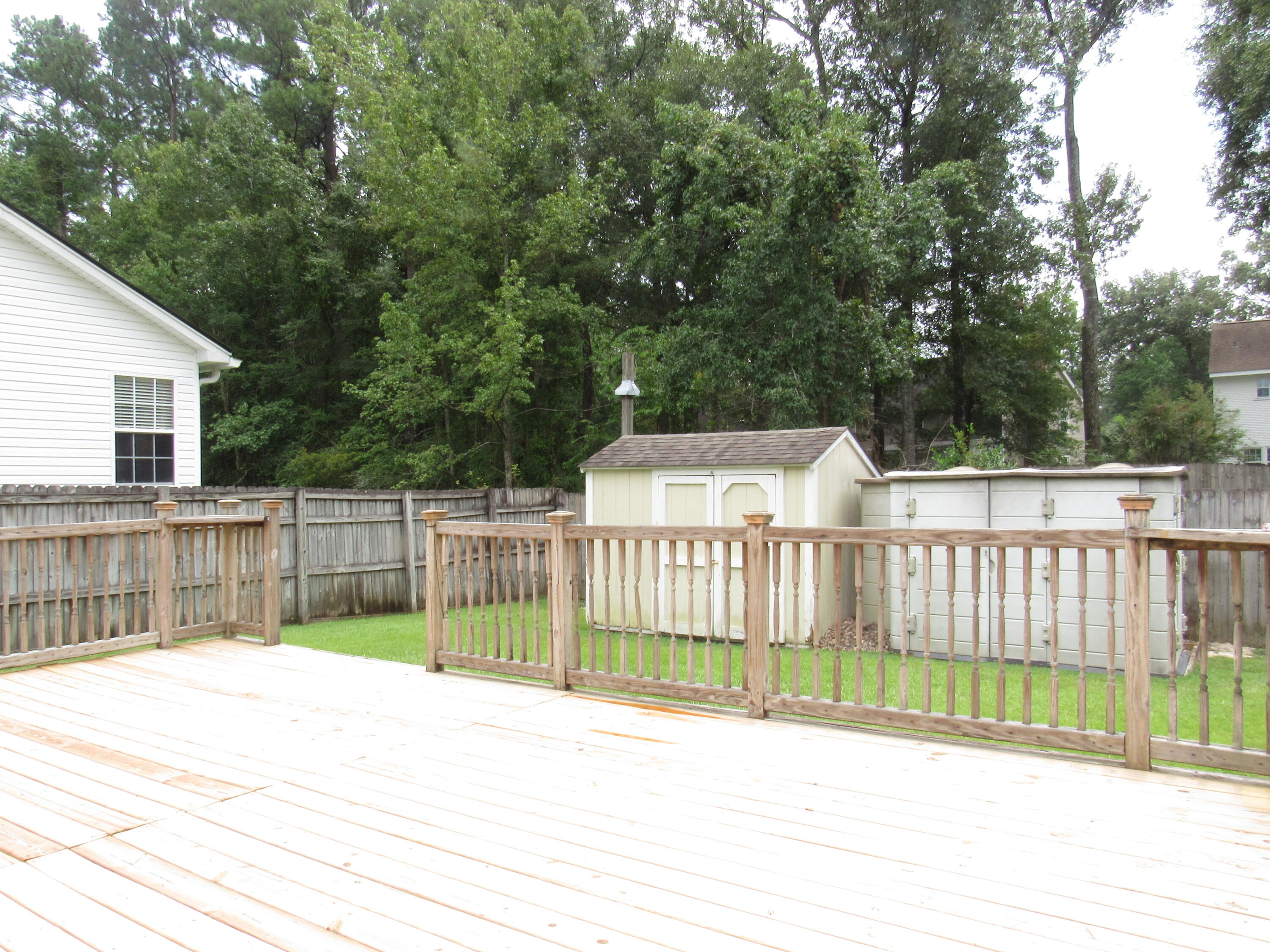 302 Lancaster Road Summerville, SC 29485 - Photo 25 of 32 Wood Deck