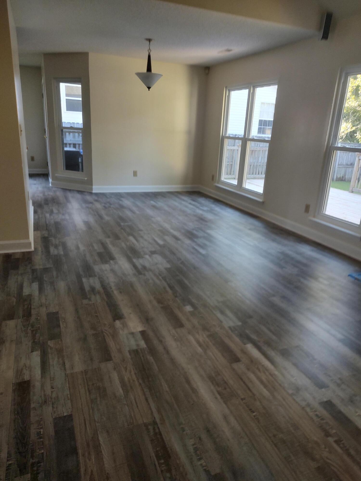 302 Lancaster Road Summerville, SC 29485 - Photo 6 of 32 Dining Room