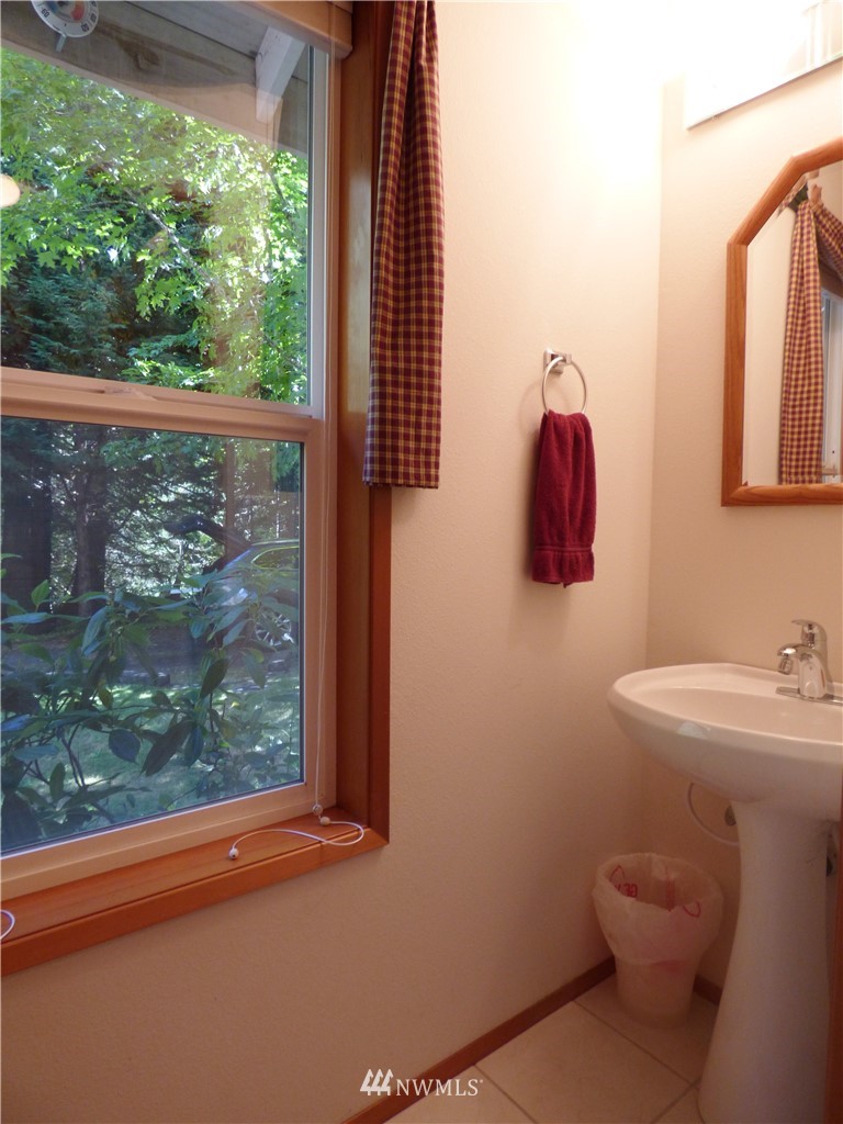1213 Henry Boyd Road Port Angeles, WA 98362 - Photo 32 of 40 Gallery Image 32