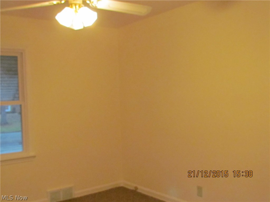 5200 West Ridgewood Drive Cleveland, OH 44134 - Photo 12 of 22