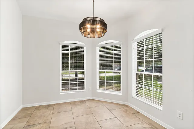 $2,300 | 2437 Aspen Dale Drive, Spring, TX 77386