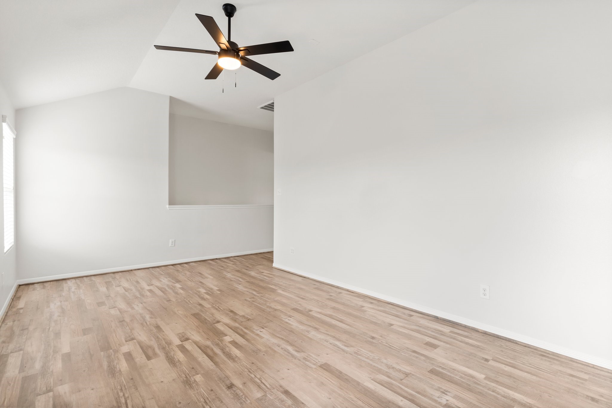 2437 Aspen Dale Drive Spring, TX 77386 - Photo 14 of 37 Upstairs Media Room / Gameroom