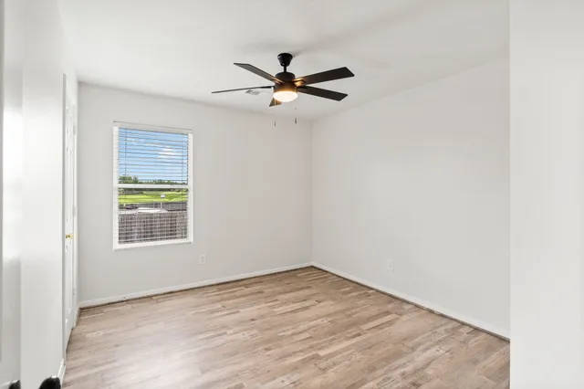 $2,300 | 2437 Aspen Dale Drive, Spring, TX 77386