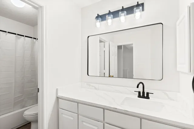 $2,300 | 2437 Aspen Dale Drive, Spring, TX 77386