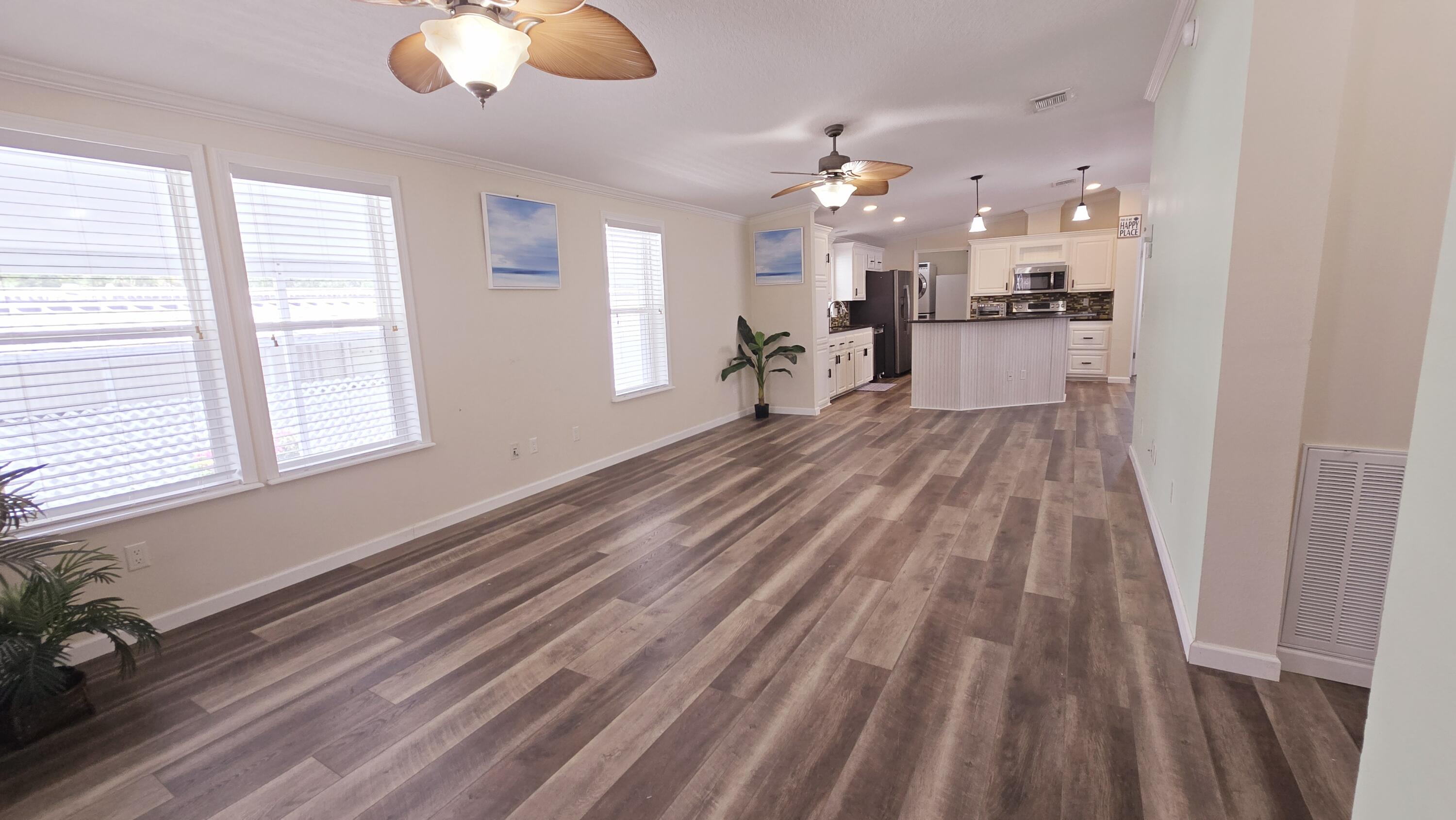 6939 Southeast Ridgeway Terrace Hobe Sound, FL 33455 - Photo 14 of 68 so much space