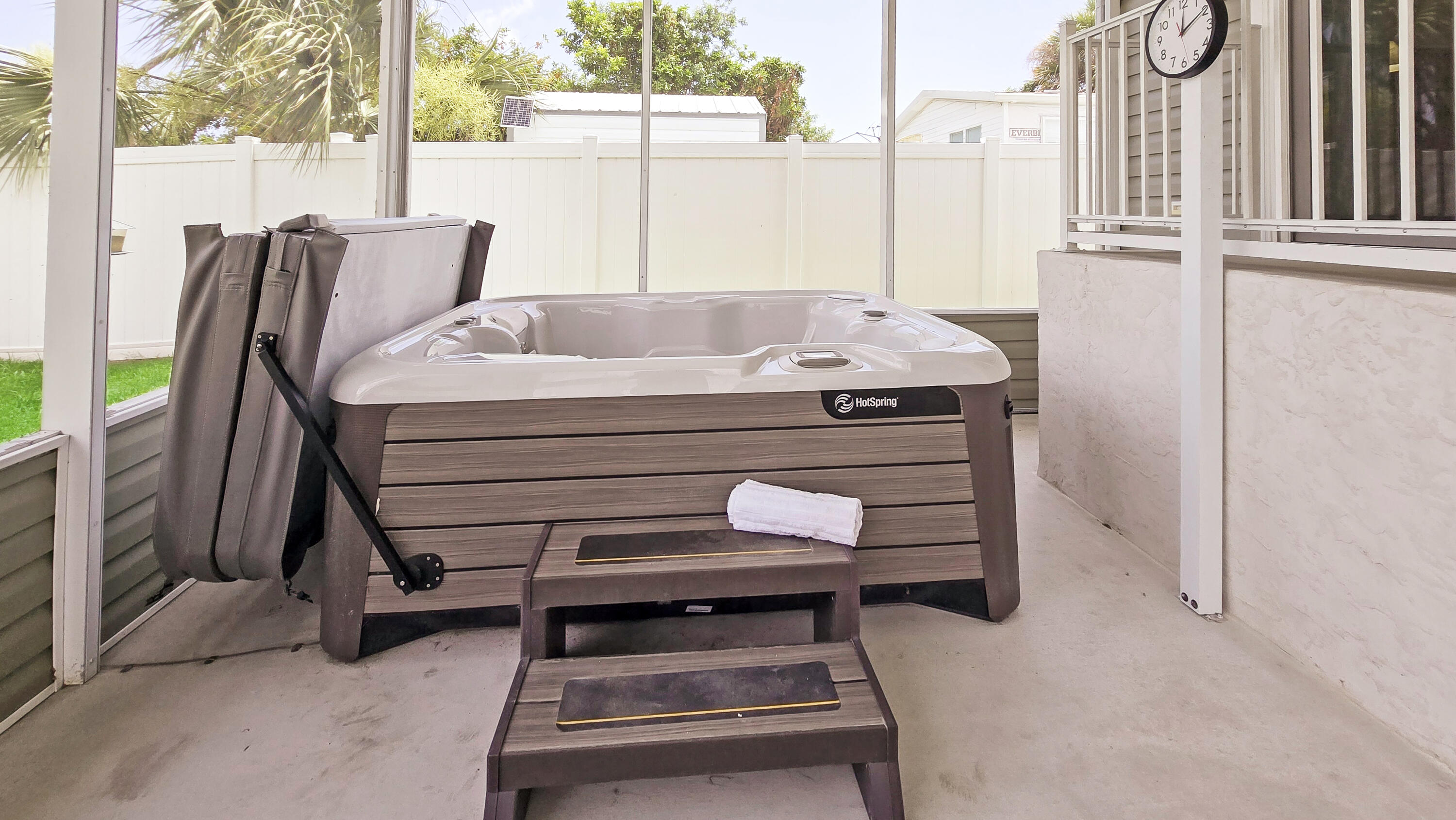 6939 Southeast Ridgeway Terrace Hobe Sound, FL 33455 - Photo 42 of 68 hot tub