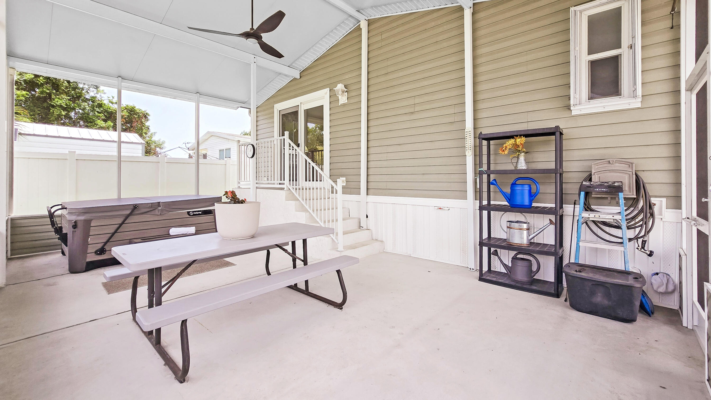 6939 Southeast Ridgeway Terrace Hobe Sound, FL 33455 - Photo 44 of 68 patio
