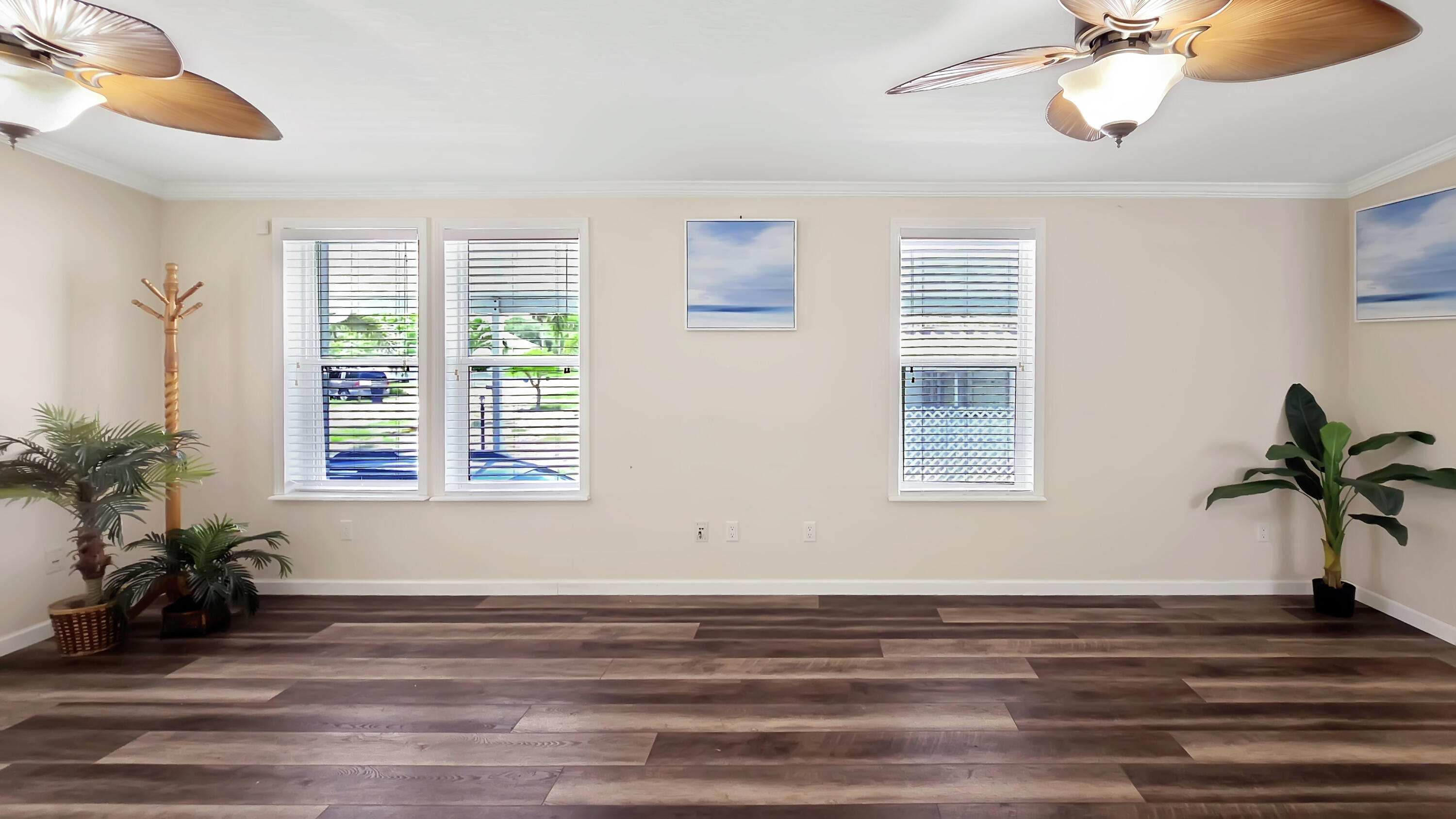 6939 Southeast Ridgeway Terrace Hobe Sound, FL 33455 - Photo 6 of 68 Great family room