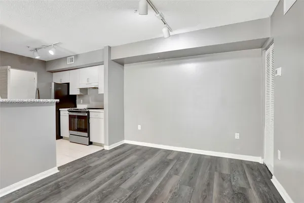 $1,750 | 4820 Highway 7, Unit 201, Coconut Creek, FL 33073