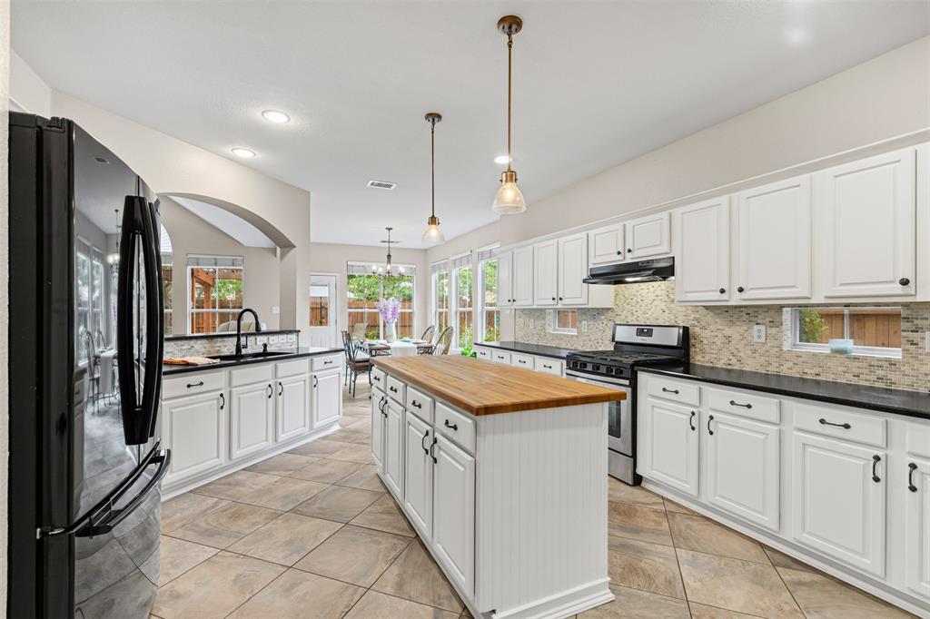 1475 Applewood Drive Keller, TX 76248 - Photo 7 of 33