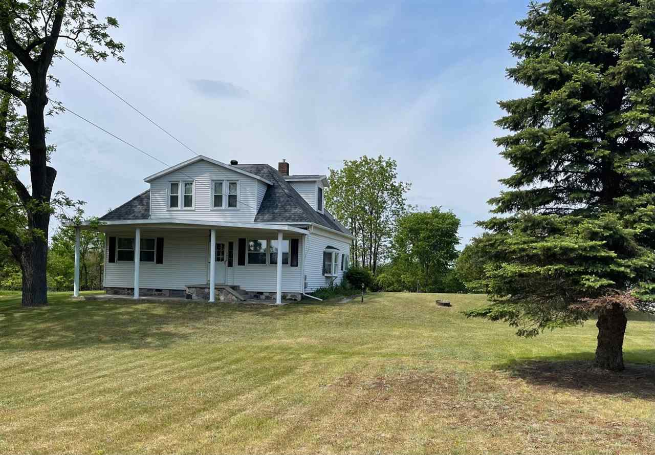 7938 Homestead Road Benzonia, MI 49616 - Photo 2 of 19 1888329-1.JPG