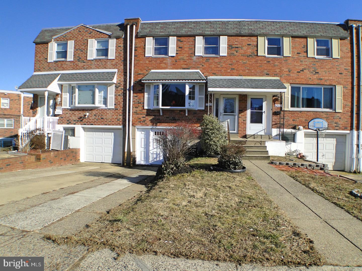 12413 Medford Road Philadelphia, PA 19154 - Photo 1 of 32