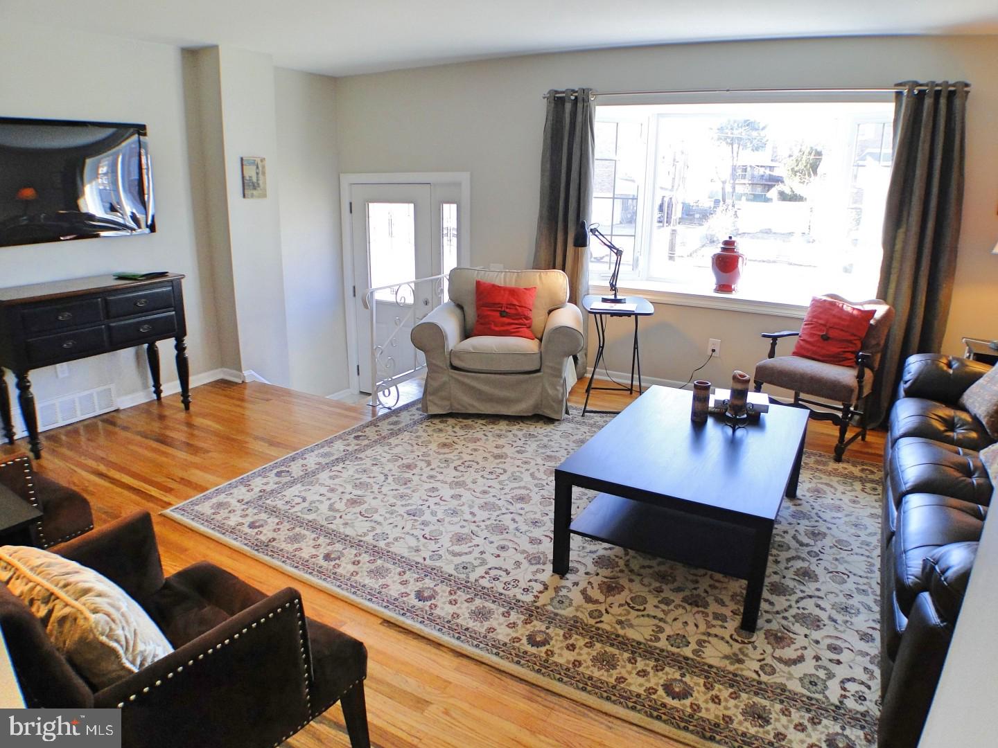 12413 Medford Road Philadelphia, PA 19154 - Photo 7 of 32