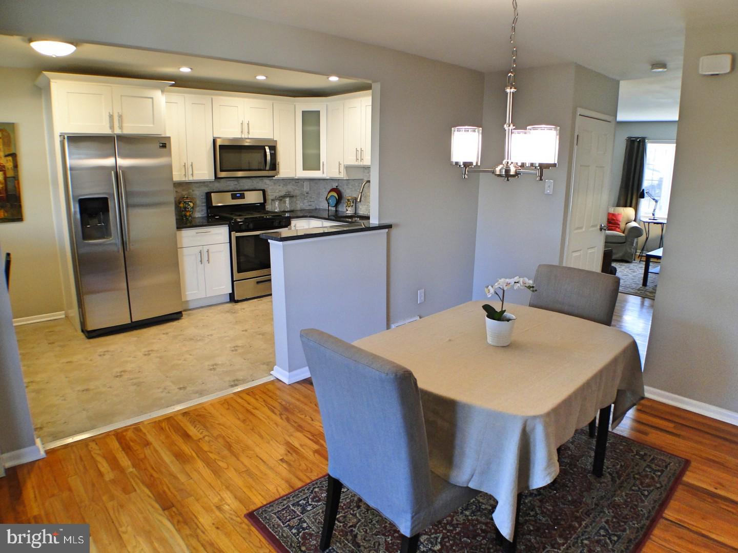 12413 Medford Road Philadelphia, PA 19154 - Photo 10 of 32