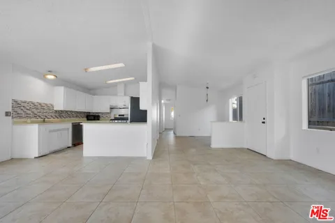 $659,000 | 472 Hupa Street, Ventura, CA 93001