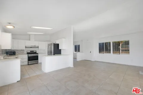 $659,000 | 472 Hupa Street, Ventura, CA 93001