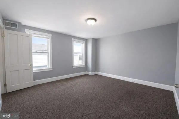 $2,650 | 131 Bridgeboro Street, Riverside, NJ 08075