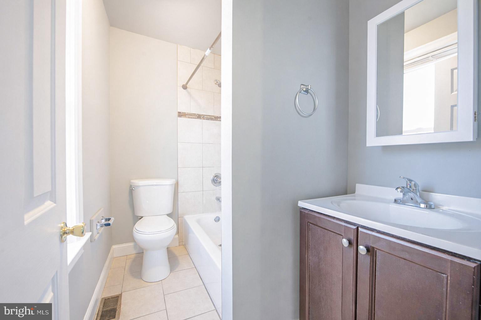 131 Bridgeboro Street Riverside, NJ 08075 - Photo 16 of 22