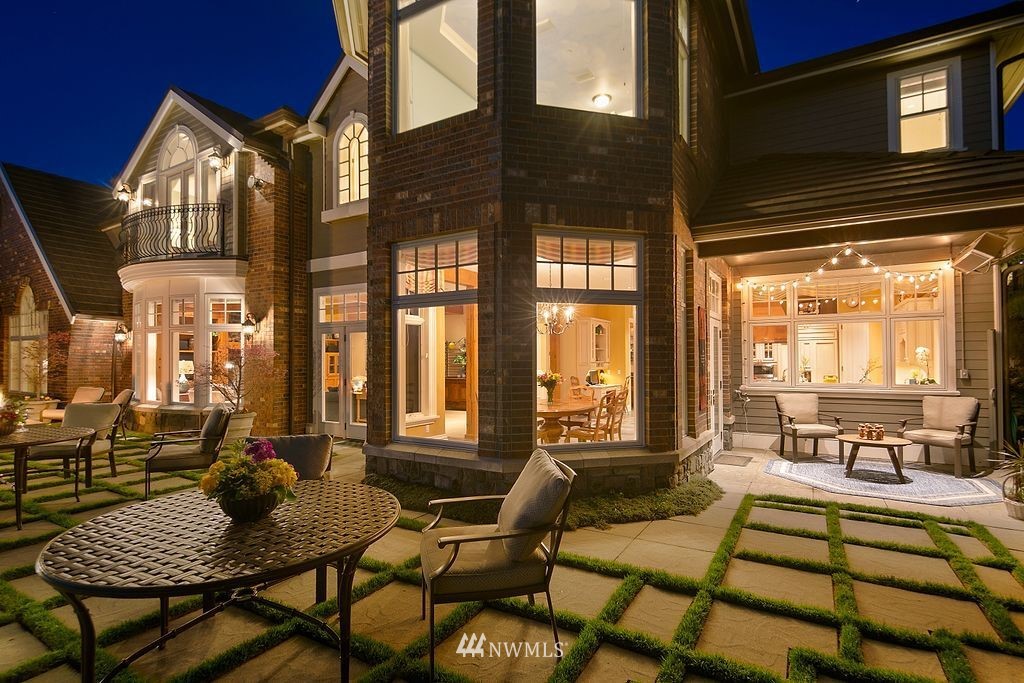 18302 Ridgefield Road Northwest Shoreline, WA 98177 - Photo 18 of 40 Gallery Image 18