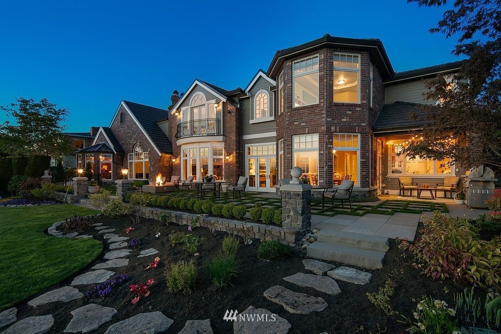 18302 Ridgefield Road Northwest Shoreline, WA 98177 - Photo 19 of 40 Gallery Image 19