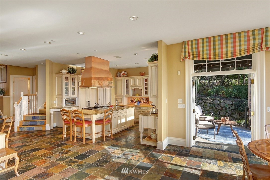 18302 Ridgefield Road Northwest Shoreline, WA 98177 - Photo 28 of 40 Gallery Image 28