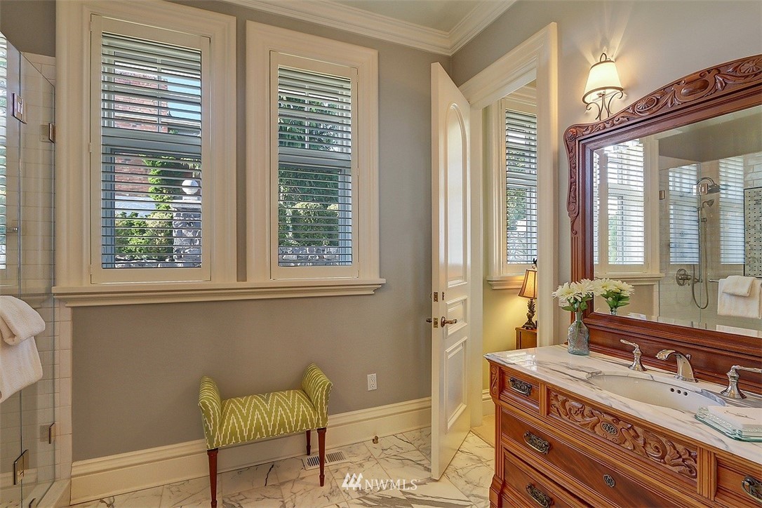 18302 Ridgefield Road Northwest Shoreline, WA 98177 - Photo 32 of 40 Gallery Image 32