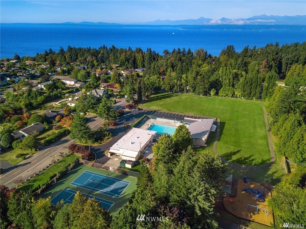 18302 Ridgefield Road Northwest Shoreline, WA 98177 - Photo 39 of 40 Gallery Image 39