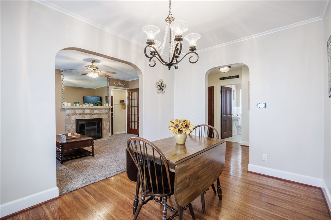367 Walzer Road Irondequoit, NY 14622 - Photo 13 of 49