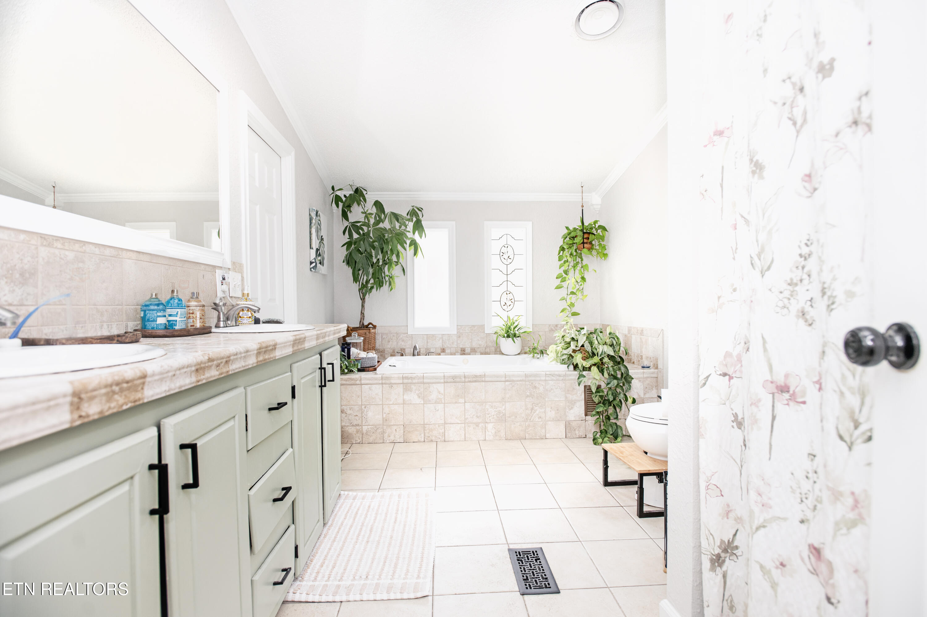 460 Abbott Road Lenoir City, TN 37771 - Photo 17 of 30 F (1)