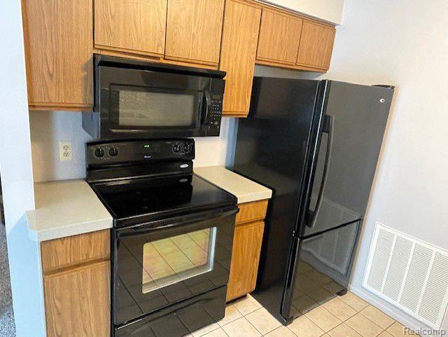 3570 Cass Elizabeth Road Waterford, MI 48328 - Photo 10 of 19